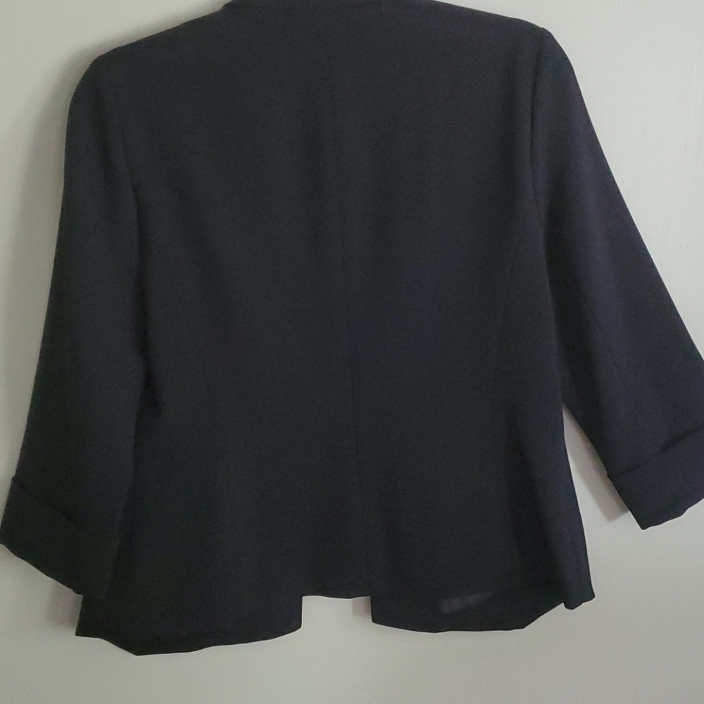 Jacket - Picture 3 of 4